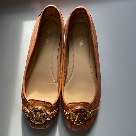 Michael Kors Flats - Picture 3 of 9